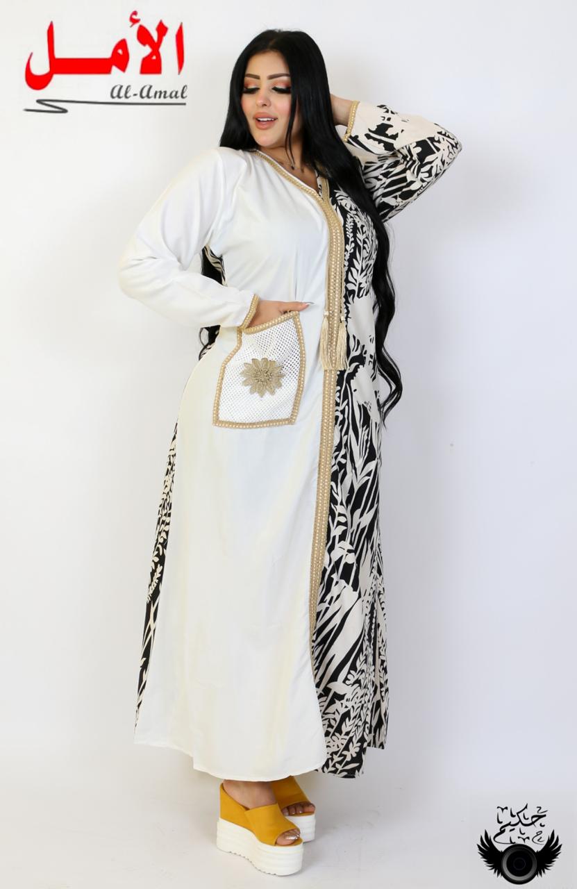 Abaya Boutique With One Pocket black and white colour